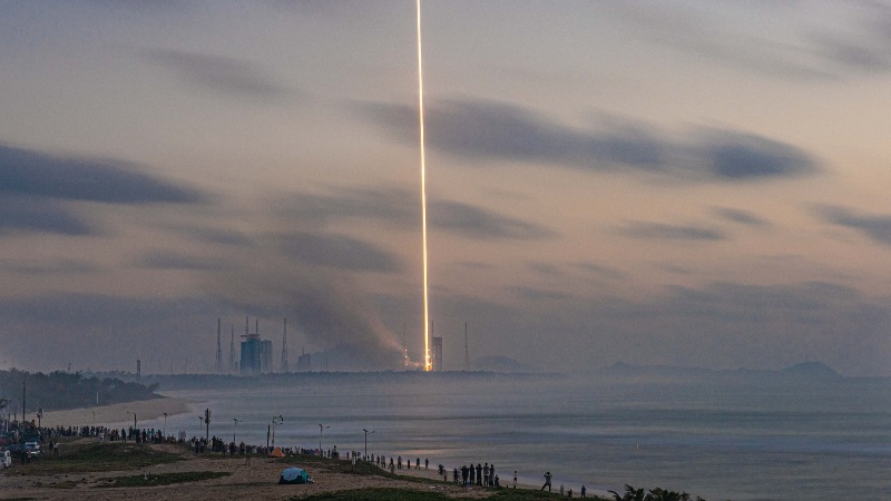 Wenchang Space Launch Site មូលដ្ឋានបាញ់បង្ហោះយានអវកាសទំនើបរបស់ចិន នៅលើ Hainan Island មានសមត្ថភាពបាញ់បង្ហោះបន្ទុកធ្ងន់ និងដំណើរការបានគ្រប់អាកាសធាតុ